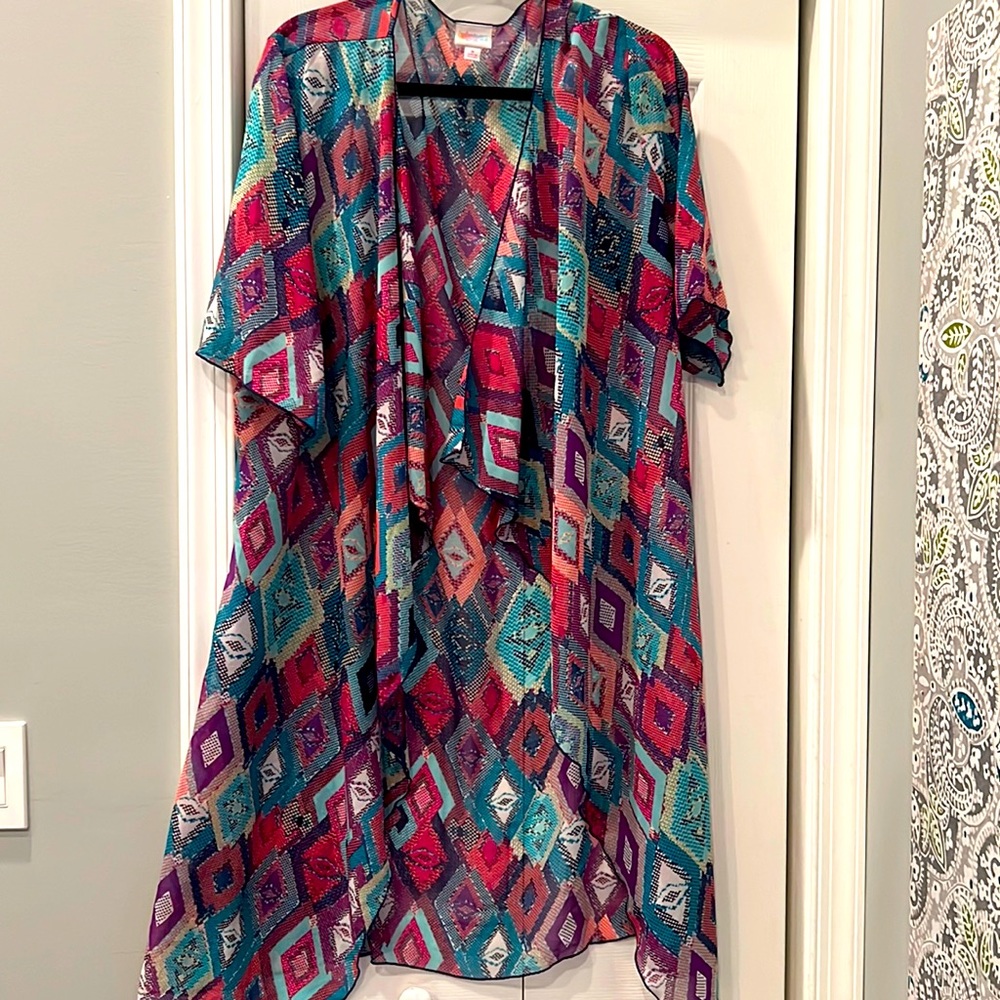 NWOT LuLaRoe Mulit-color Lindsay Kimono, Size M